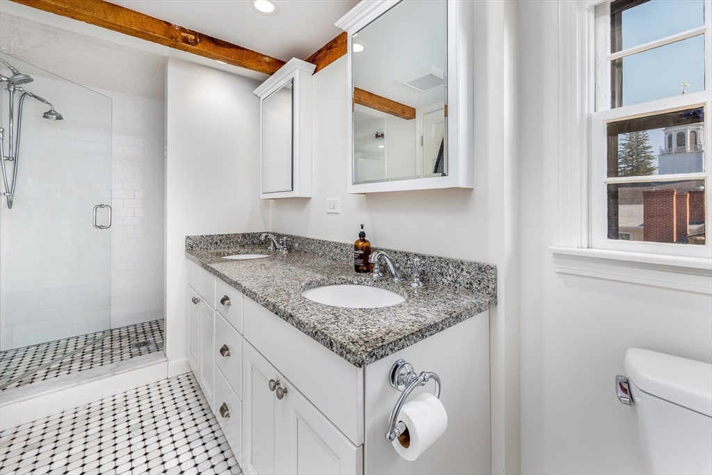 1 Pearl St, Old Town