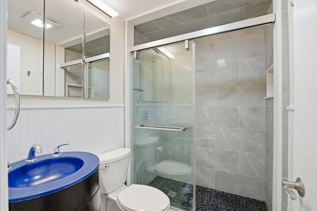 191 Warren Ave, South End