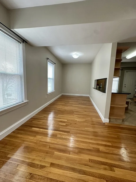 22 Sewall St, Winter Hill