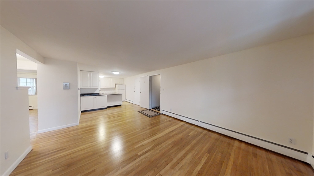 27 Arlington Rd, Woburn