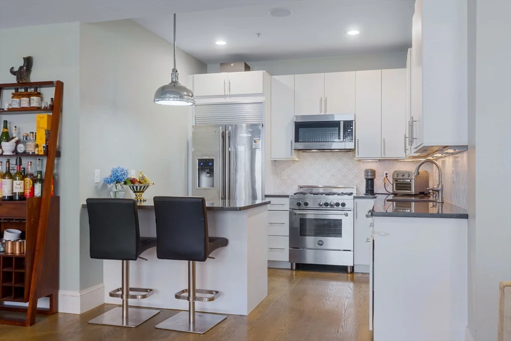 111 B St, South Boston