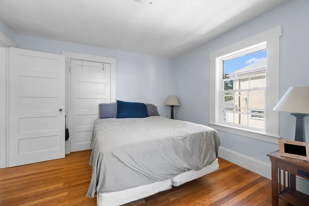 30 Whitney St, Milford