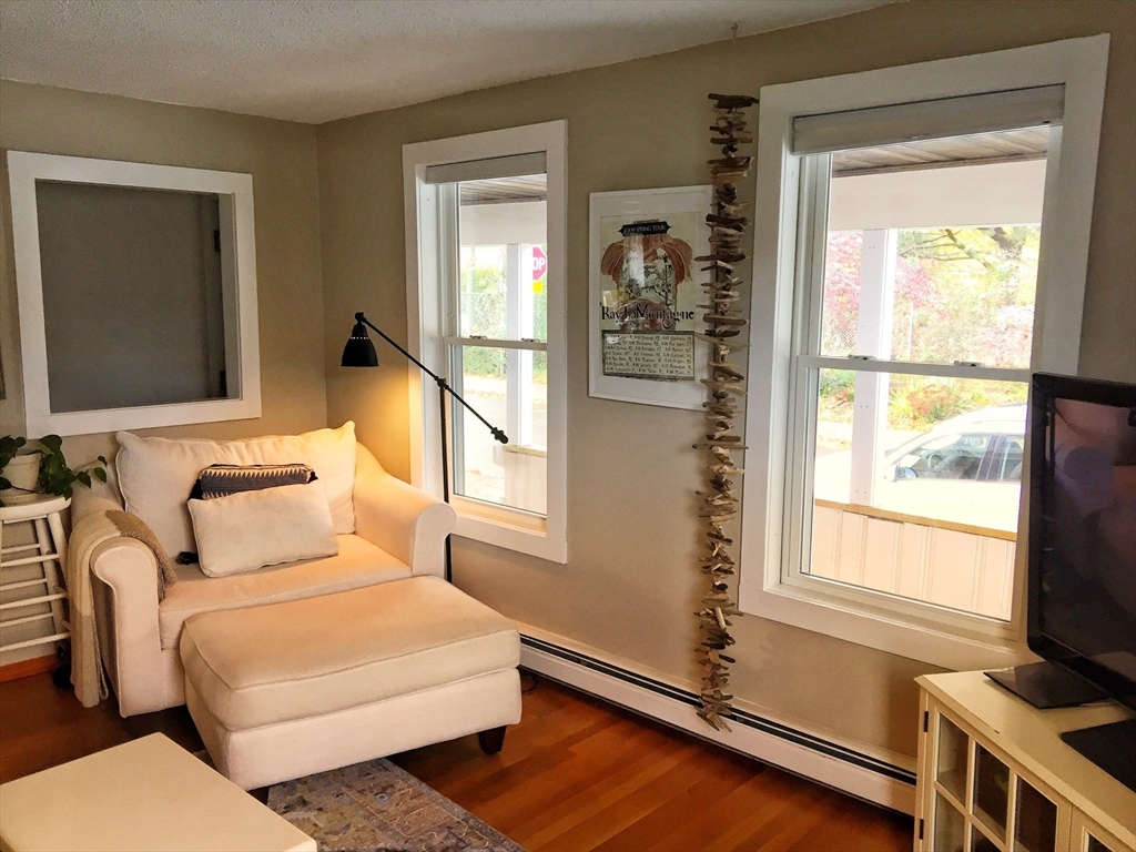 216 Harvey St, North Cambridge