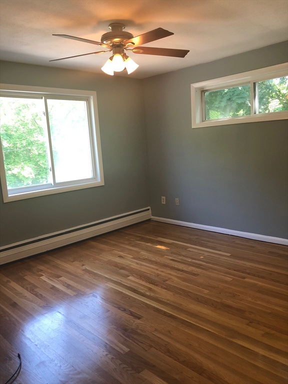 81 Lionel Ave, Waltham