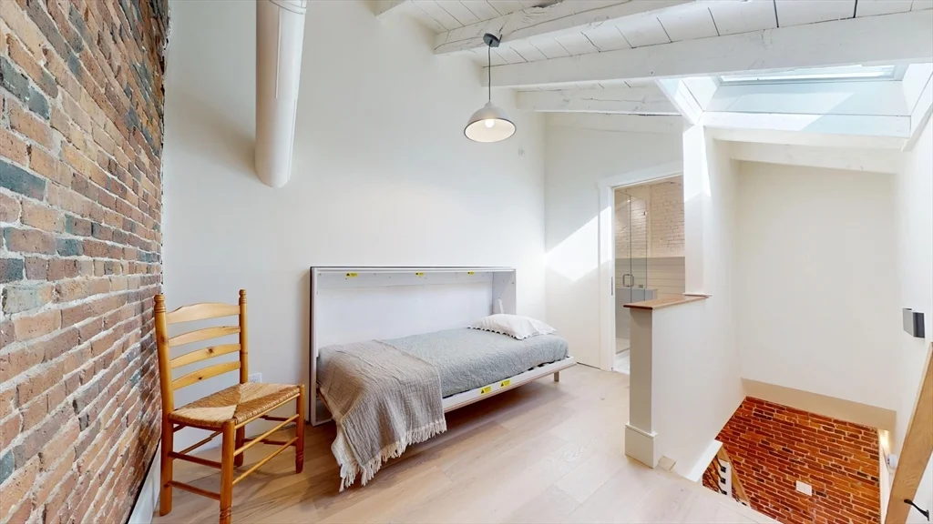 1 Liberty St, Newburyport