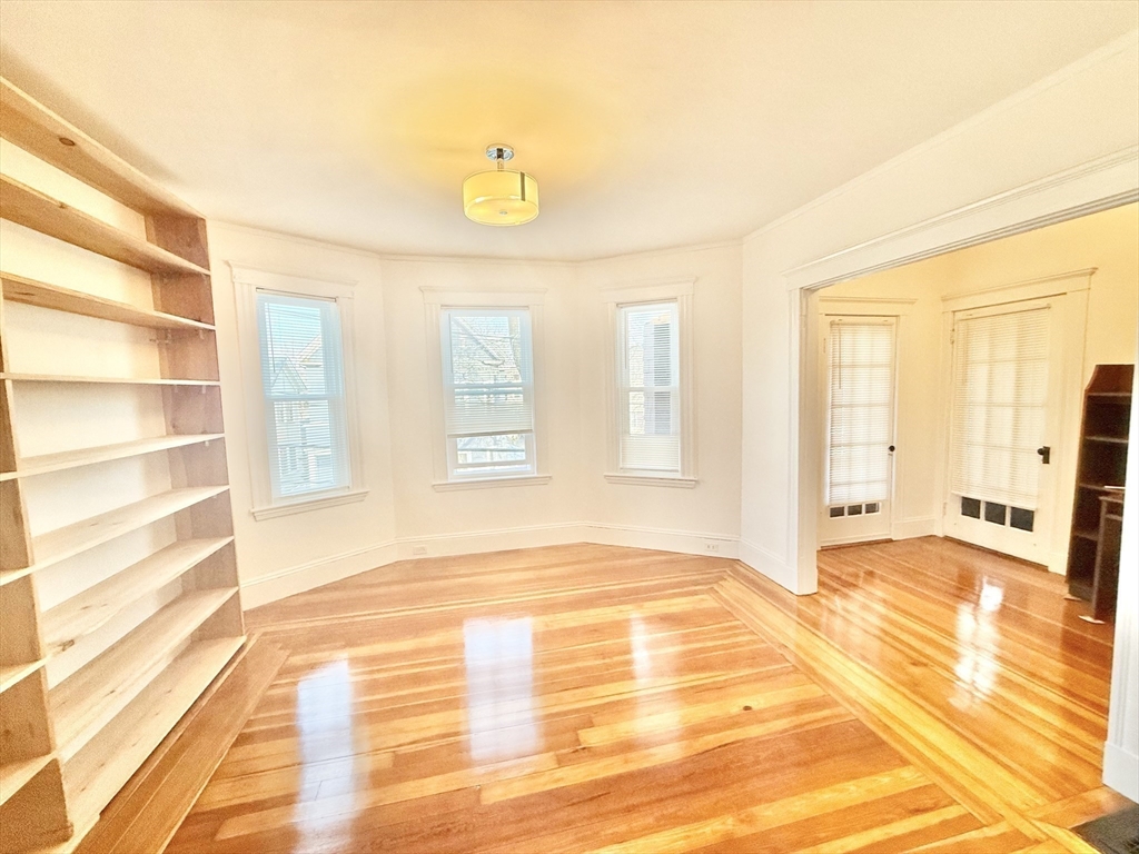 25 Hollis, North Cambridge