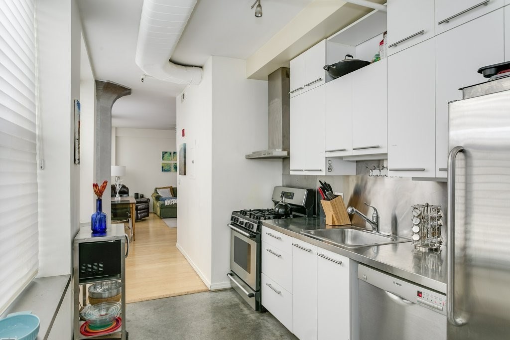 453 Washington St, Downtown