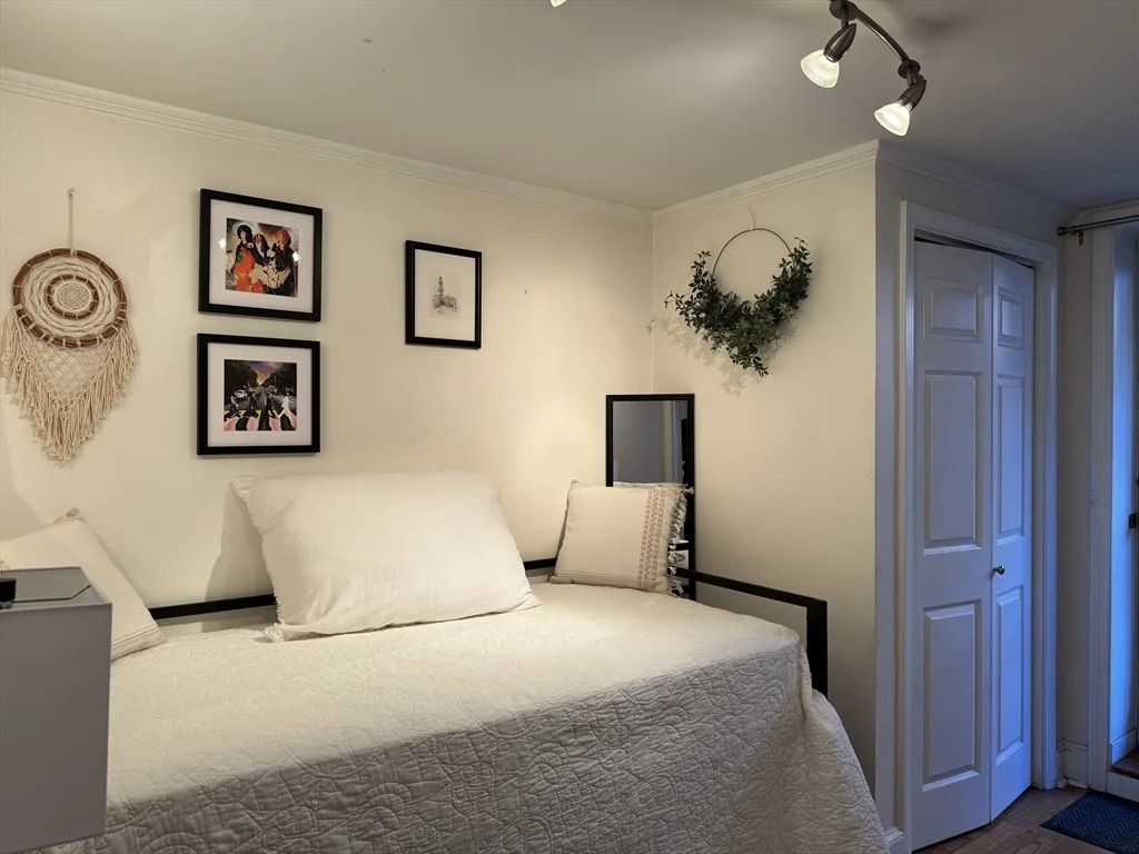 519 Columbus Ave, South End