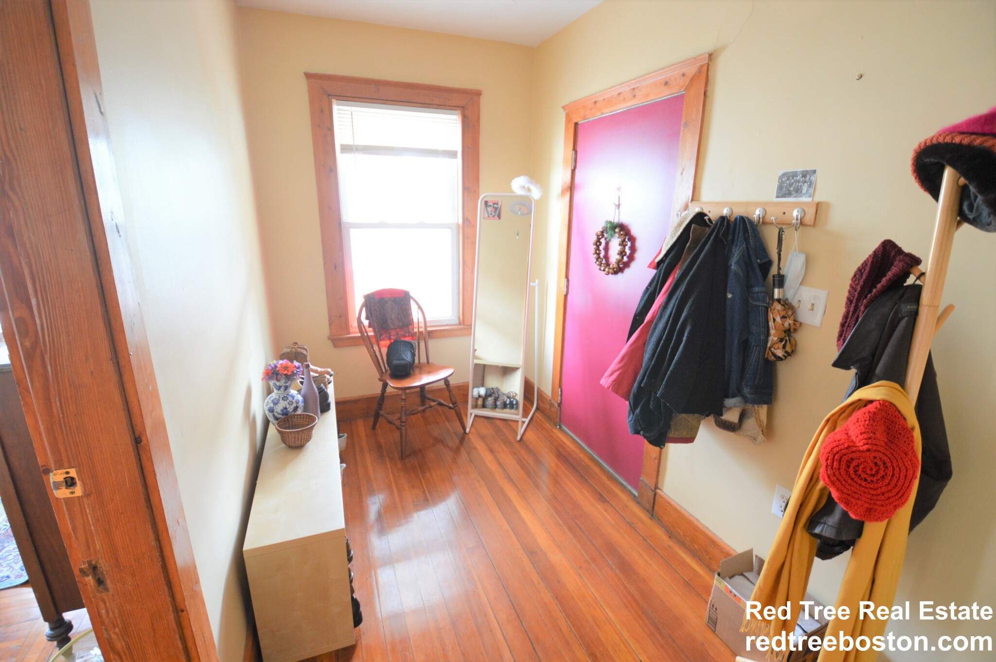 69 Woodlawn St, Jamaica Plain