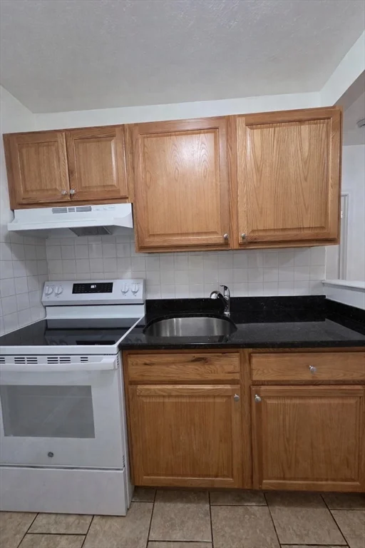 28 Carmel St, Chelsea