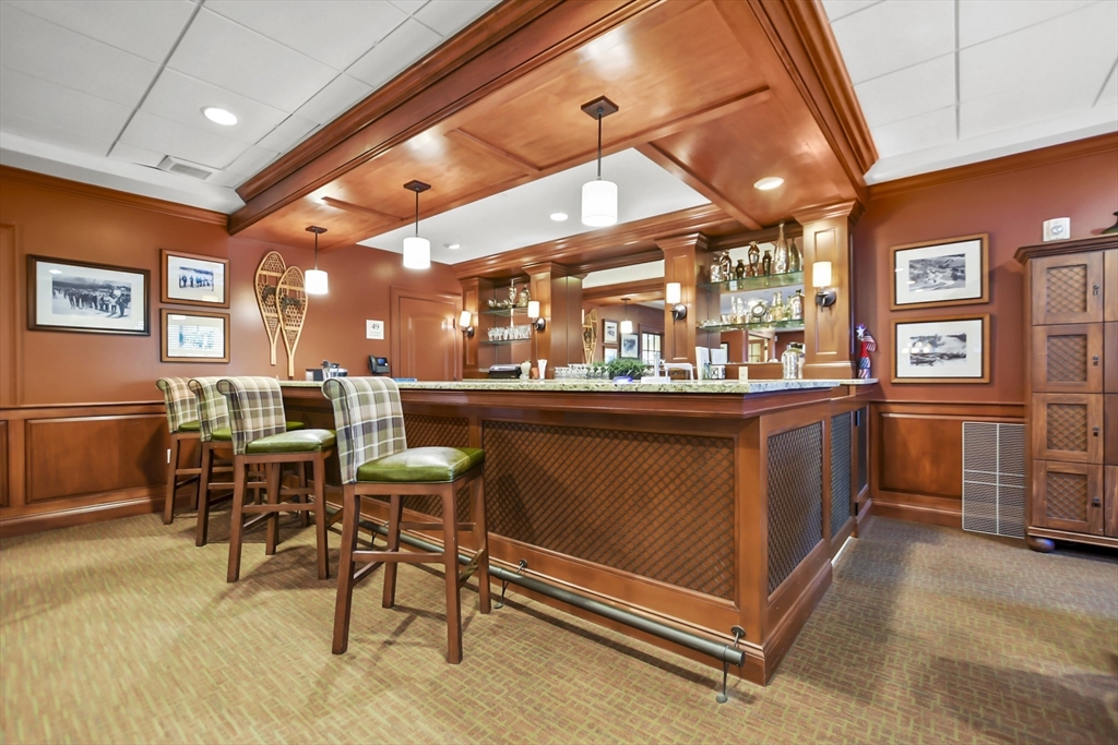 1275 Turnpike St, North Andover