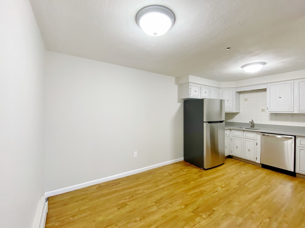 128 Salem St, Malden