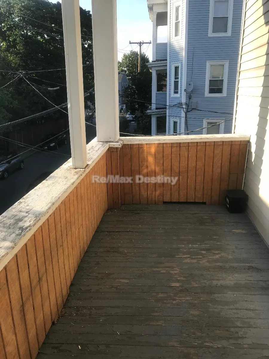 198 Sherman St, North Cambridge