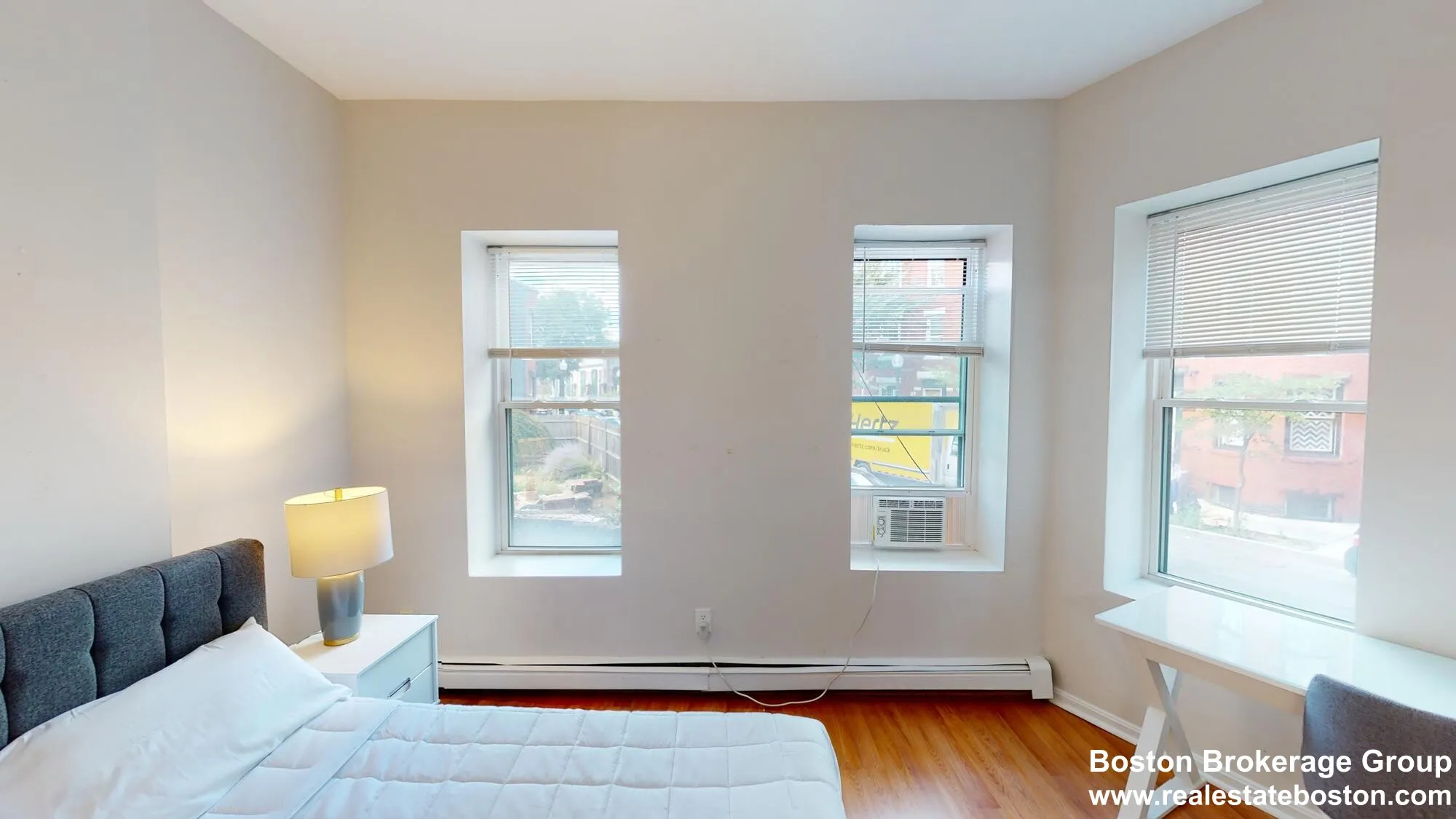 96 Hammond St, Roxbury