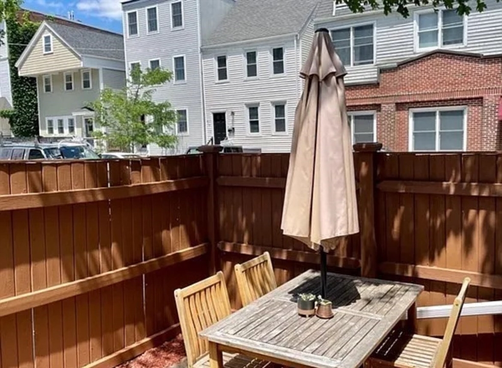 201 K St, South Boston