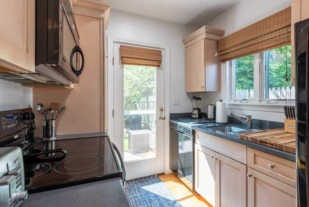 5 White Way, Rockport