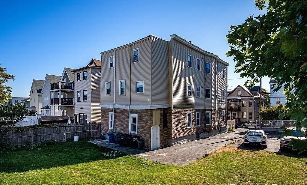 28 Moreland St, Winter Hill