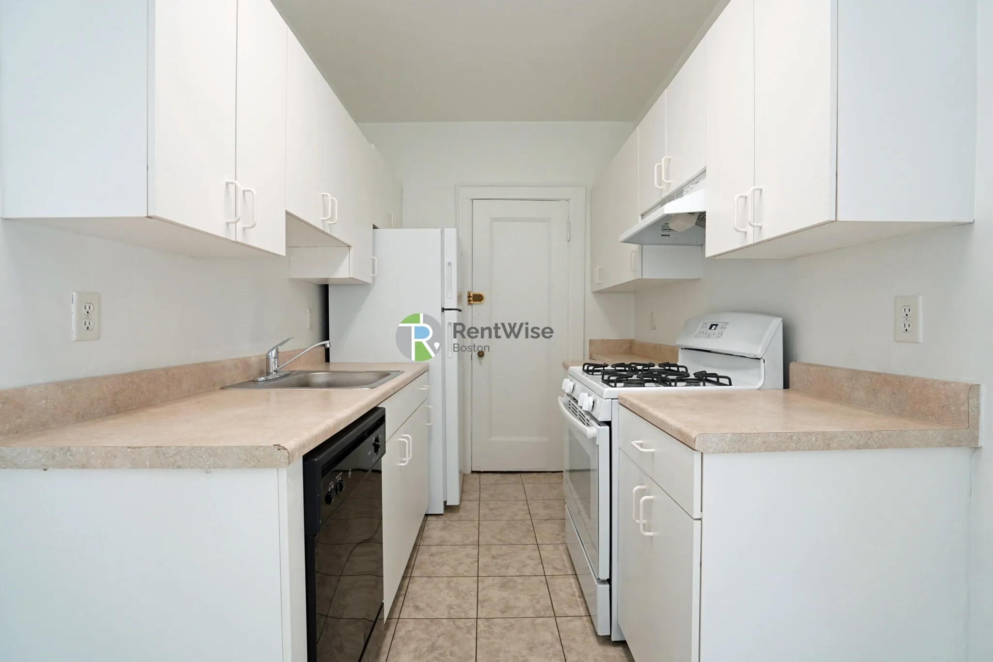 100 Kilsyth Rd, Brighton