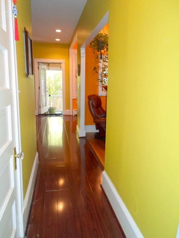 1530 Cambridge St, Mid Cambridge