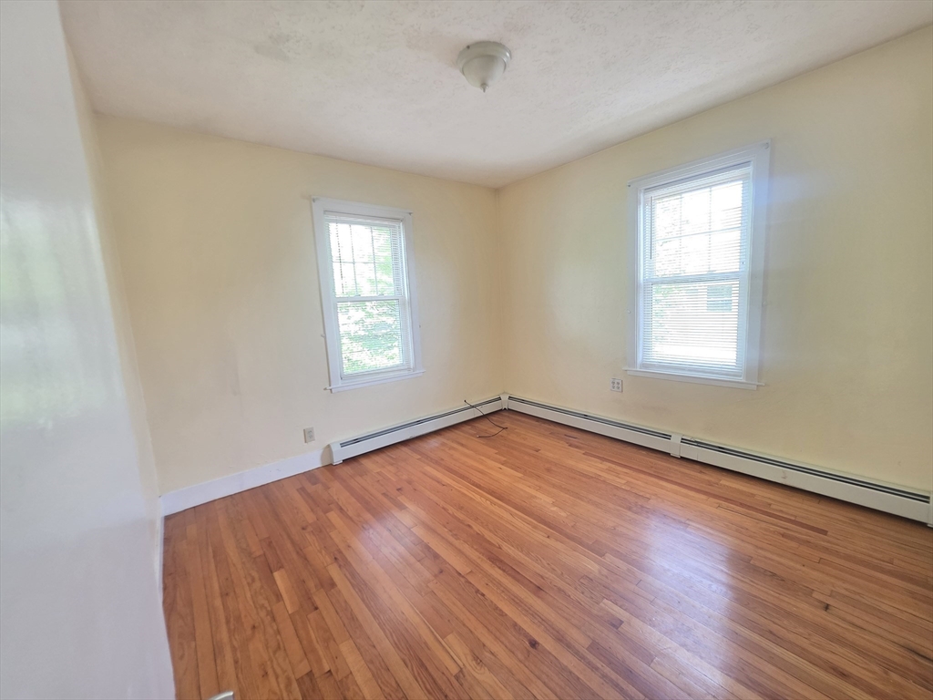 19 Fowler St, Quincy Center