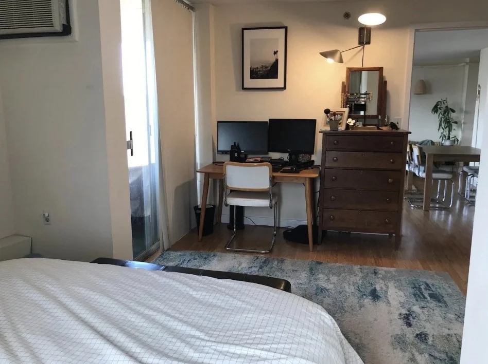 872 Massachusetts Ave, Riverside