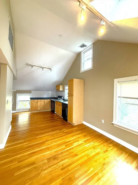 6 Skillings, Winchester