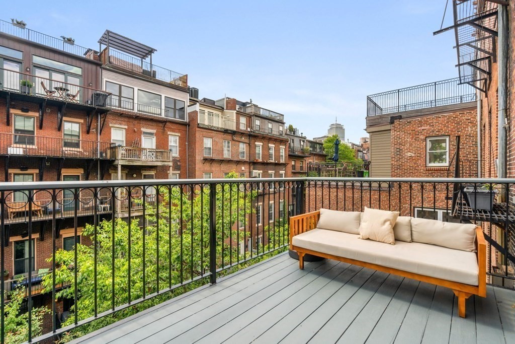 70 Waltham St, South End