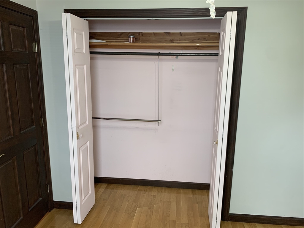 686 East 7th St, South Boston