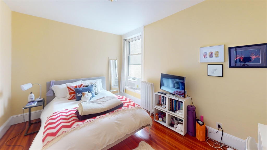 91 Fuller St, Coolidge Corner