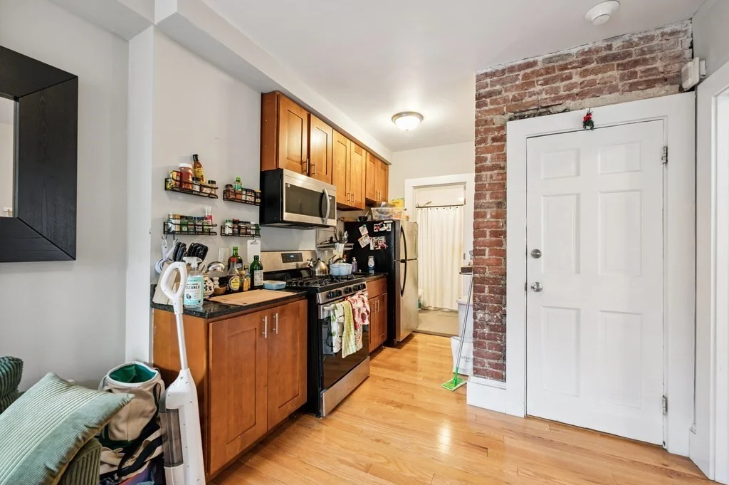 12 Foster St, North End