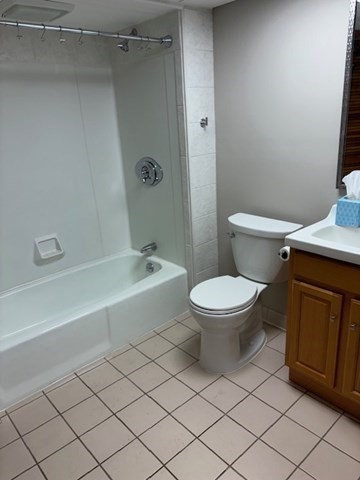 27 B Middleton St, Millbury