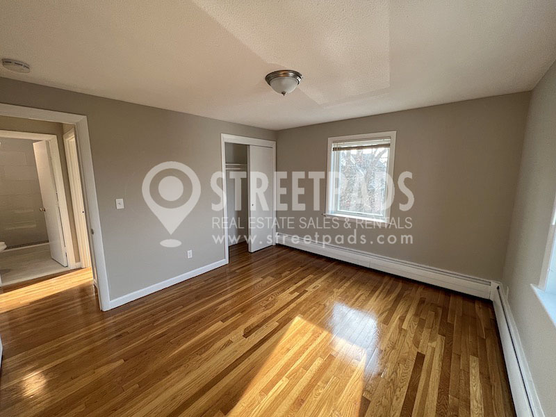 50 Evergreen St, Jamaica Plain