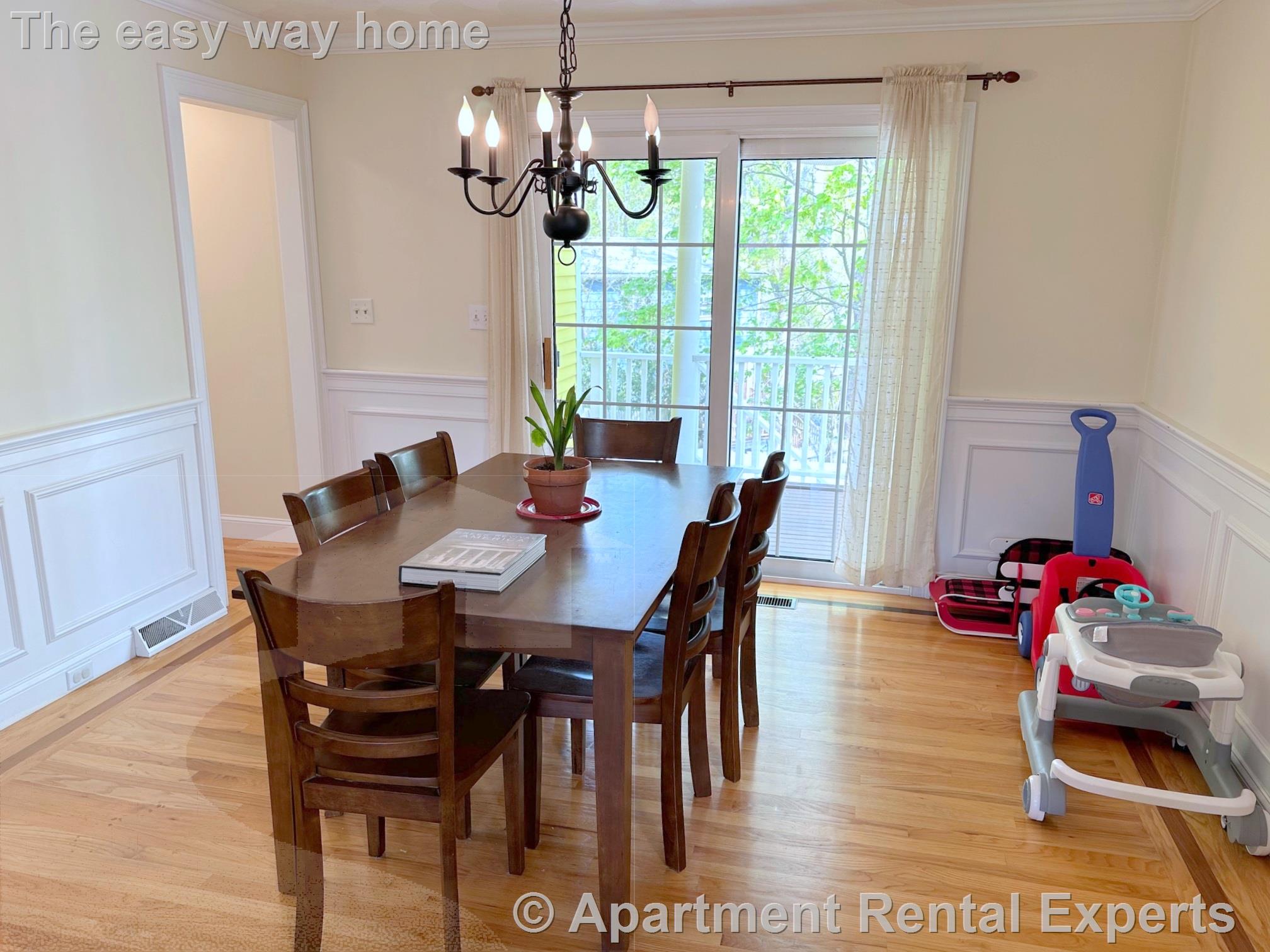 6 Farmers Circle, Arlington Center