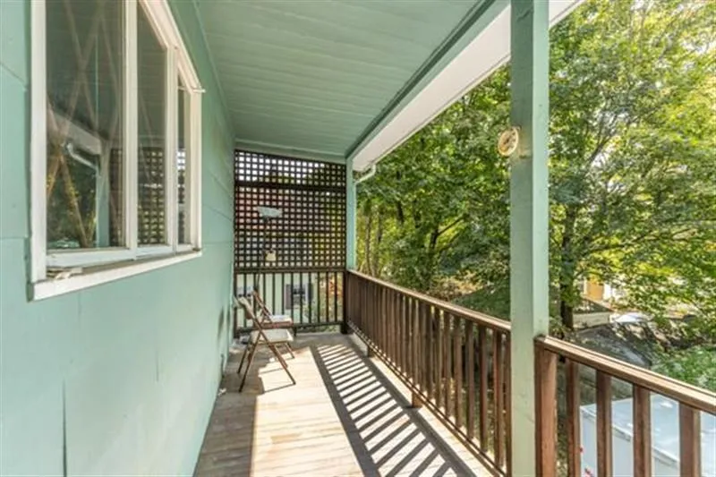 53 Oakland St, Medford