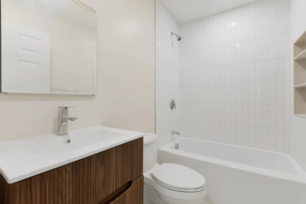 66 Cushman Rd, Brighton