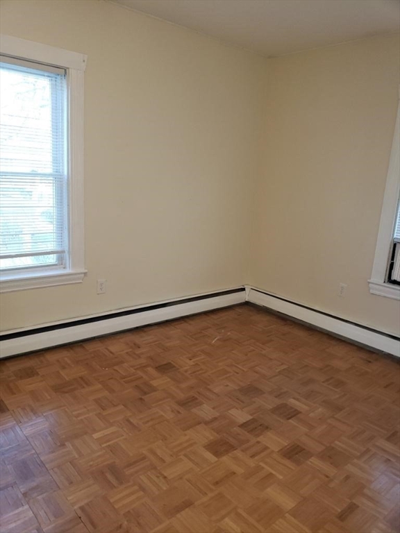 18 White St Pl, Spring Hill