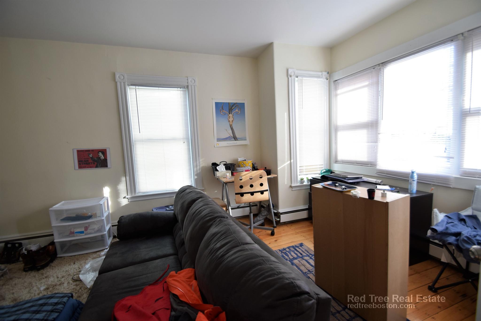 6 bed, 3 bath apartment for rent at 44 Pratt St, Allston — photo 15 of 26