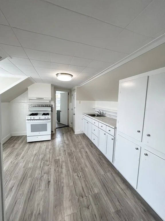 110 Prospect St, Marlborough