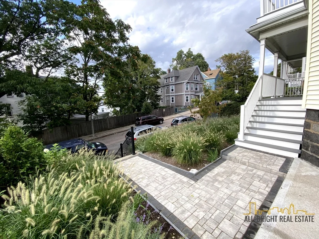 7 Wenham, Jamaica Plain