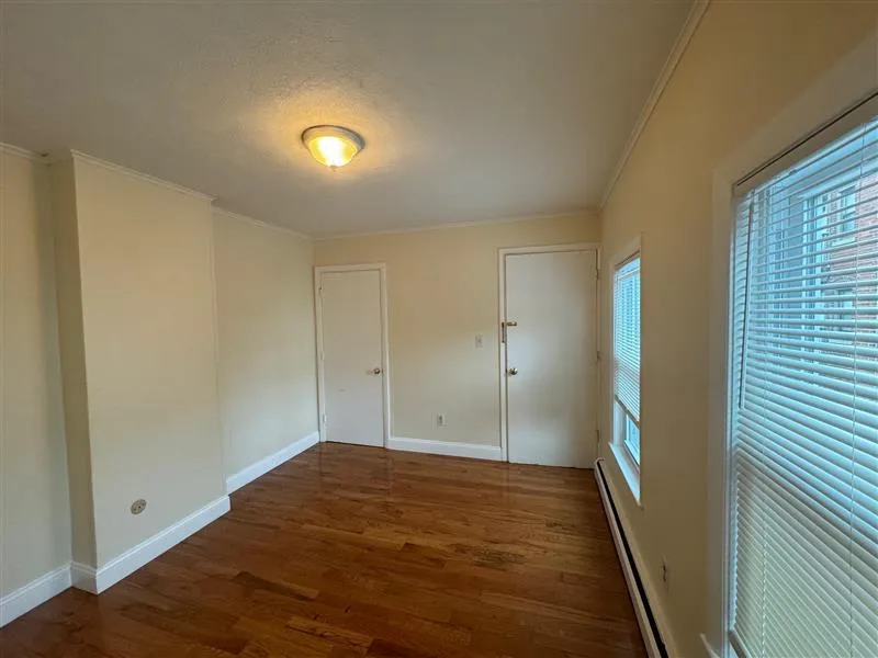 213 Beacon St, Ward Two