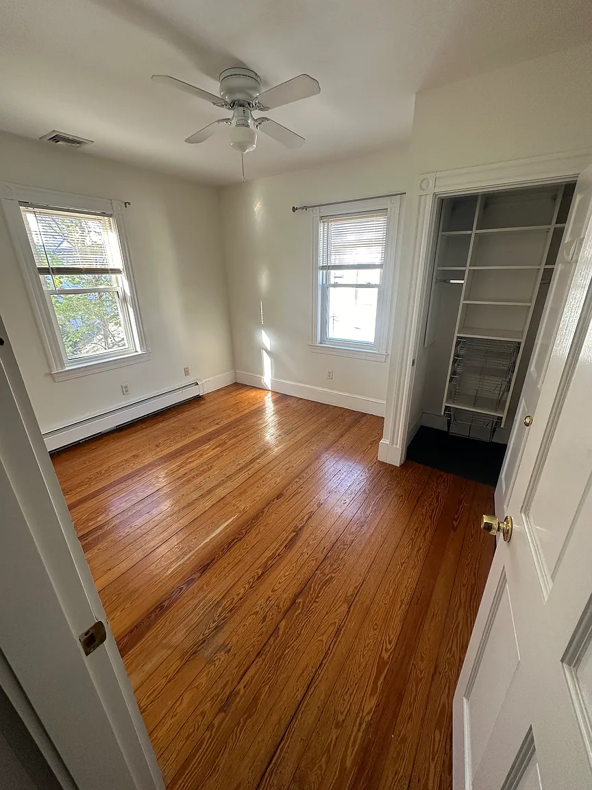 28 Montfern Ave, Brighton