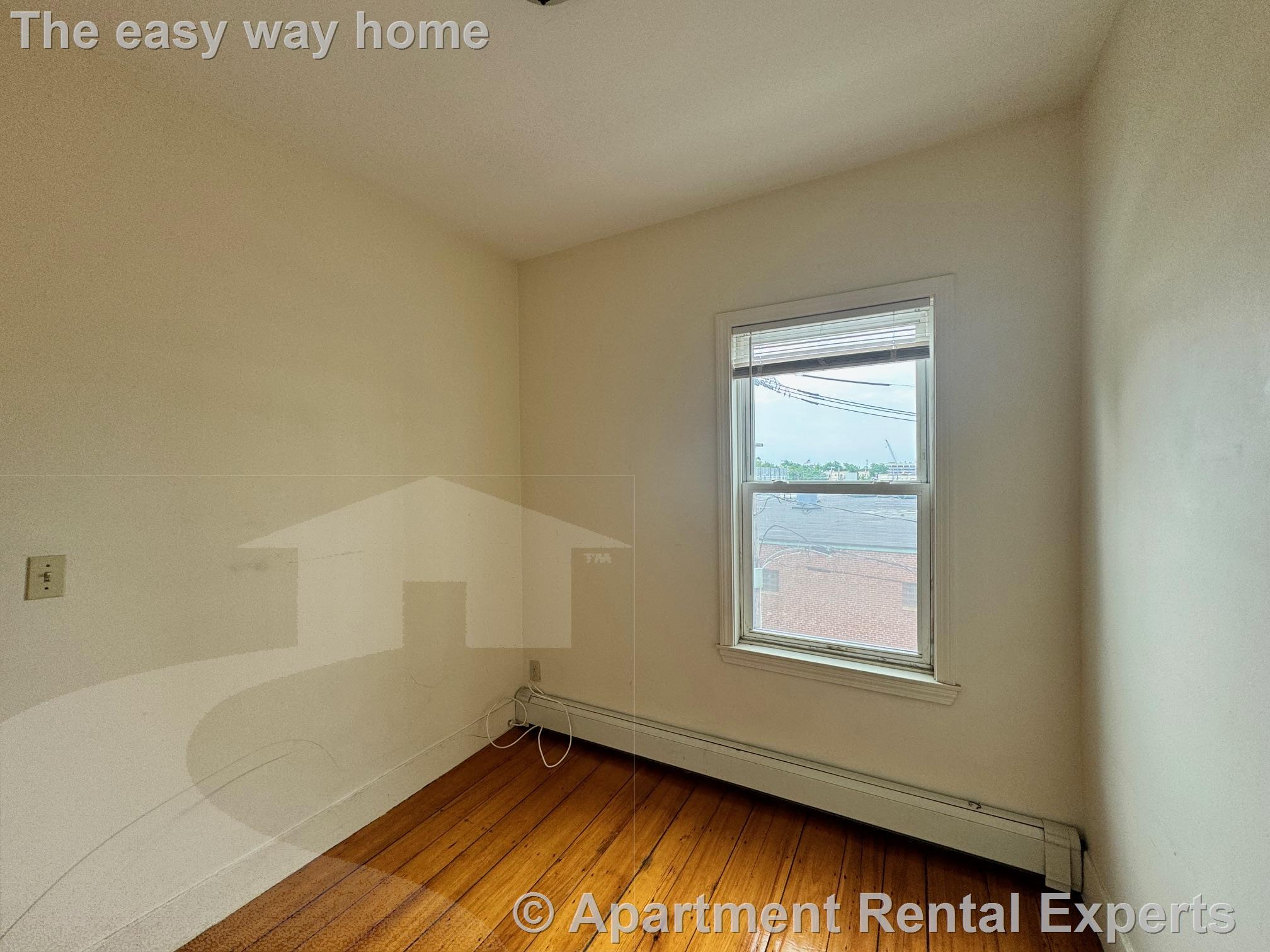 61 Webster Ave, Inman Square