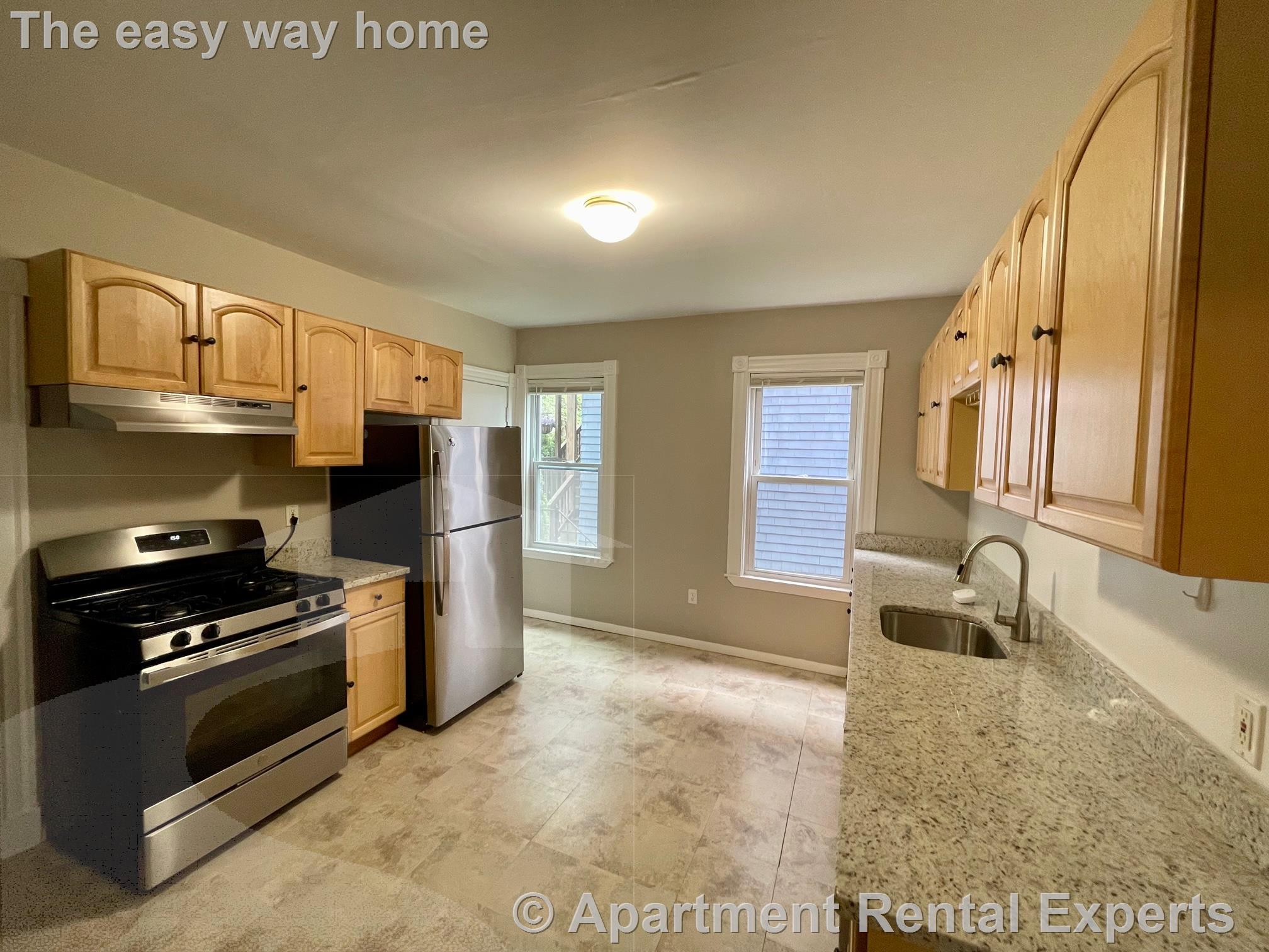 10 Cambridge Terr, Porter Square