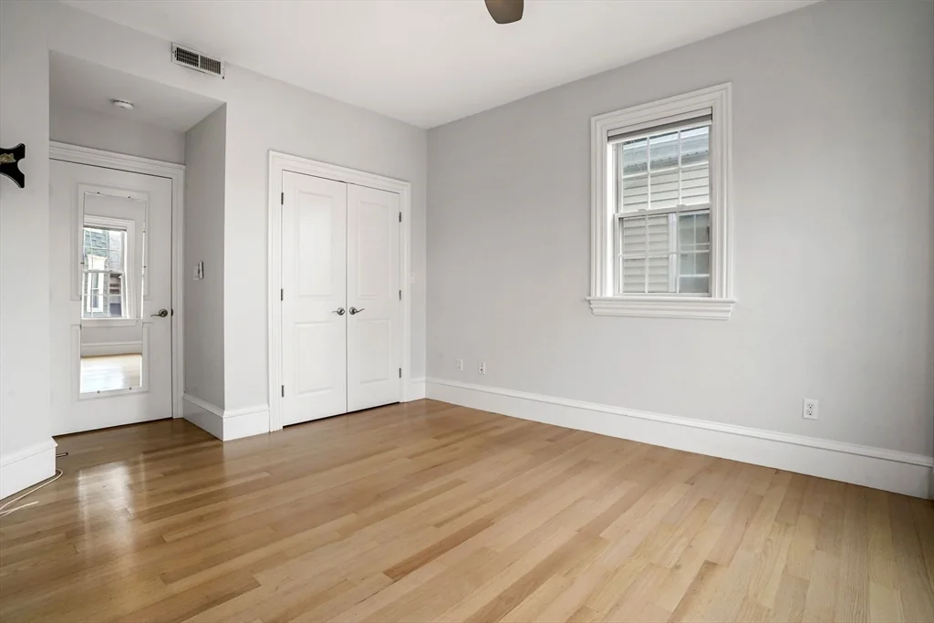 703 East 4th St, South Boston