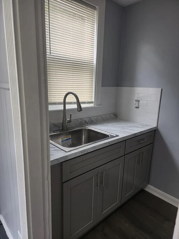 127 Washington, Lynn