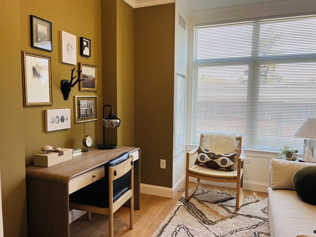 201 Sherman Rd, Chestnut Hill