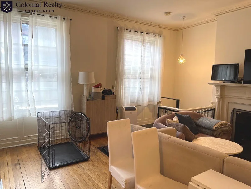 511 Beacon St, Fenway