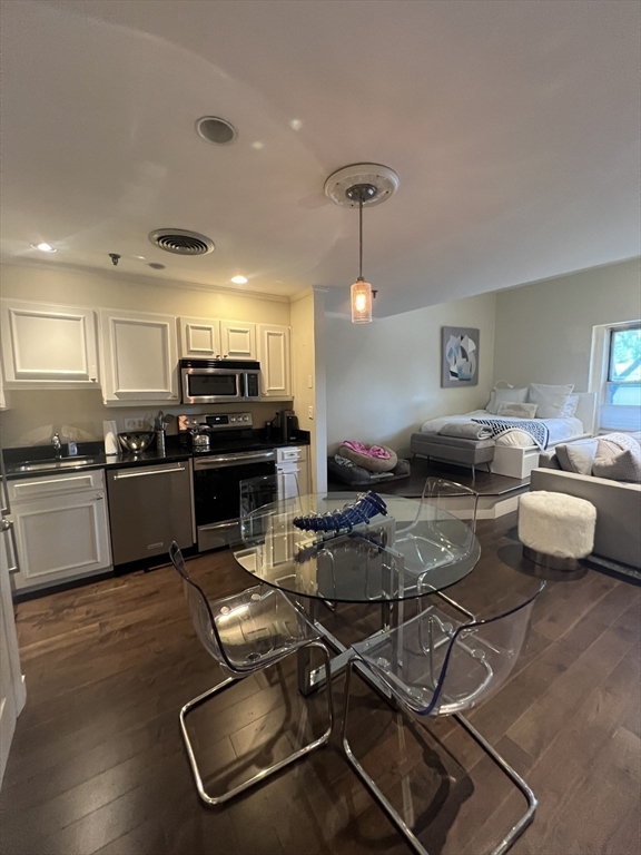 416 Commonwealth Ave, Back Bay