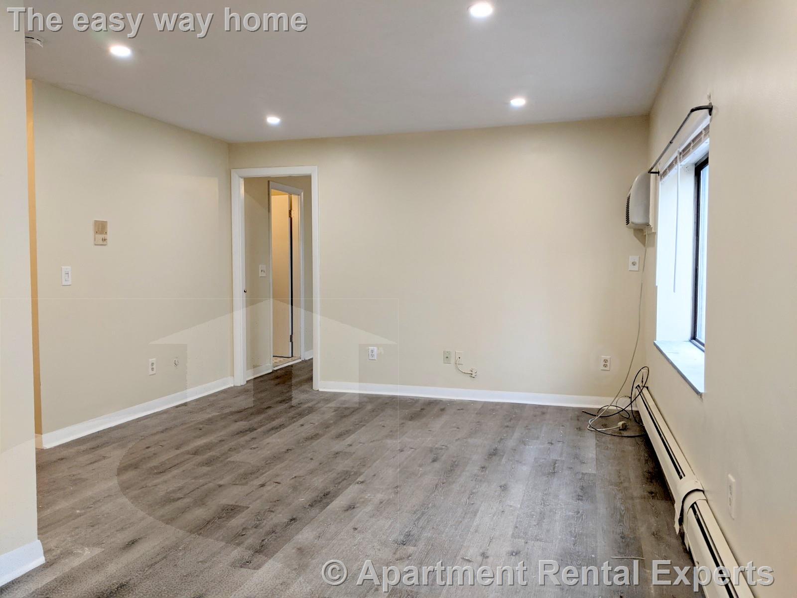 86 Newbury St, Teele Square