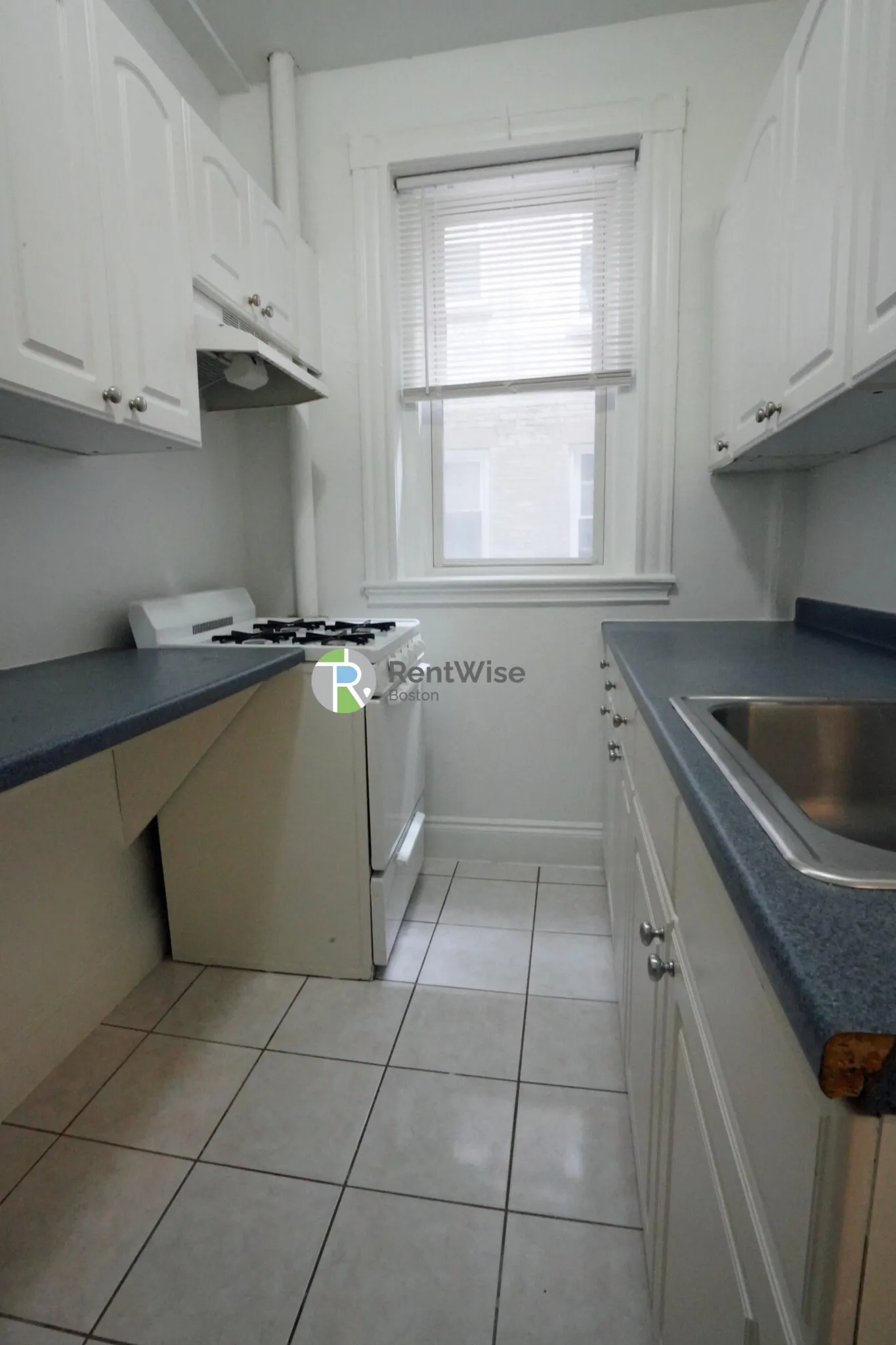 14 Orkney Rd, Brighton